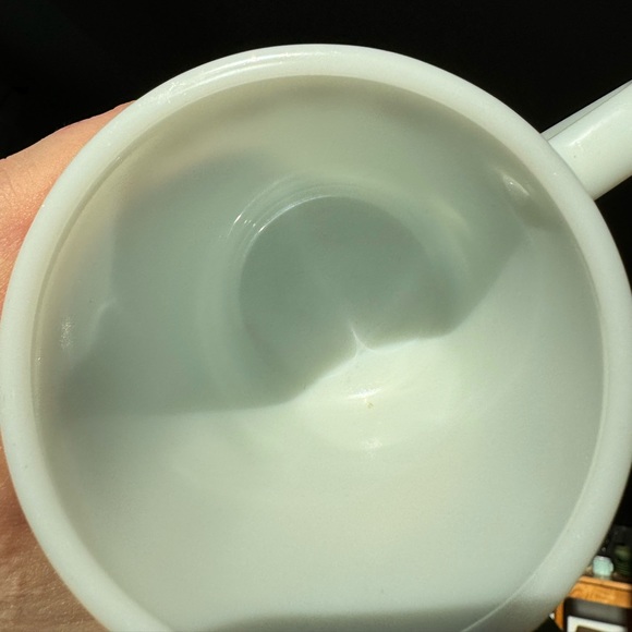 Vintage Pyrex Butterfly Gold mugs (Individual Price) - Picture 3 of 3